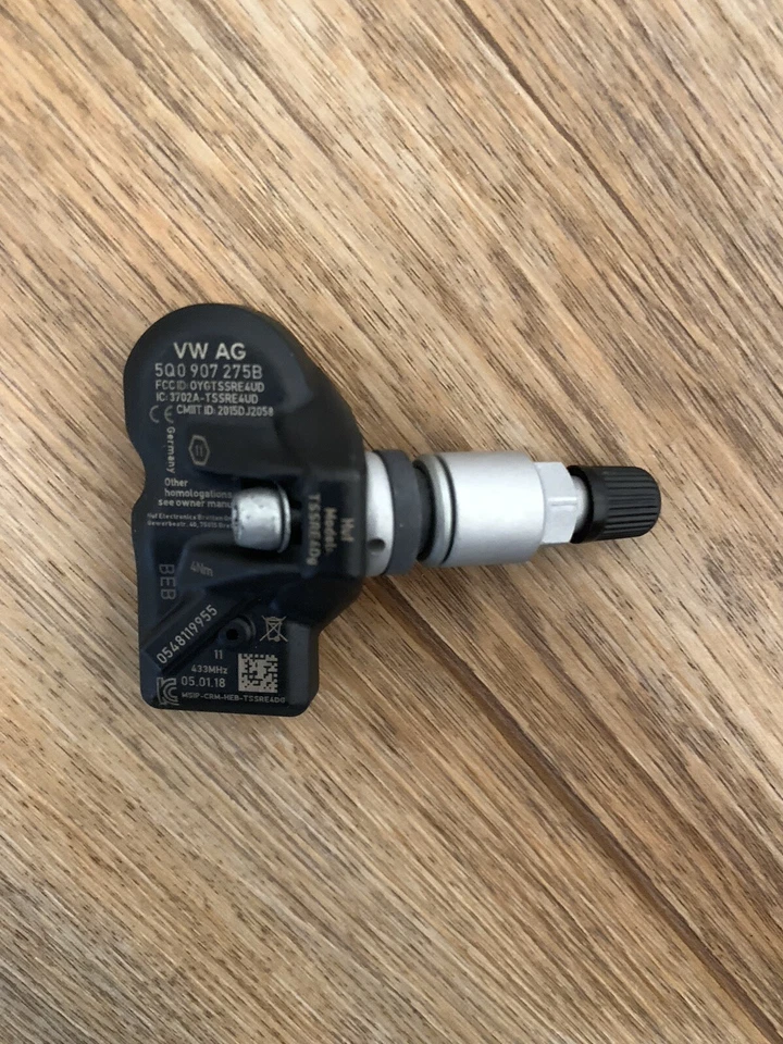 Set of 4 - Original TPMS RDK RDC - 2018 2019 Audi TT RS (5Q0 907 275 B) - Image 3 of 4