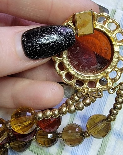 Vintage Amber Colored Graduated 3 Strand Lucite/Bakelite Necklace , 16" - Picture 9 of 12