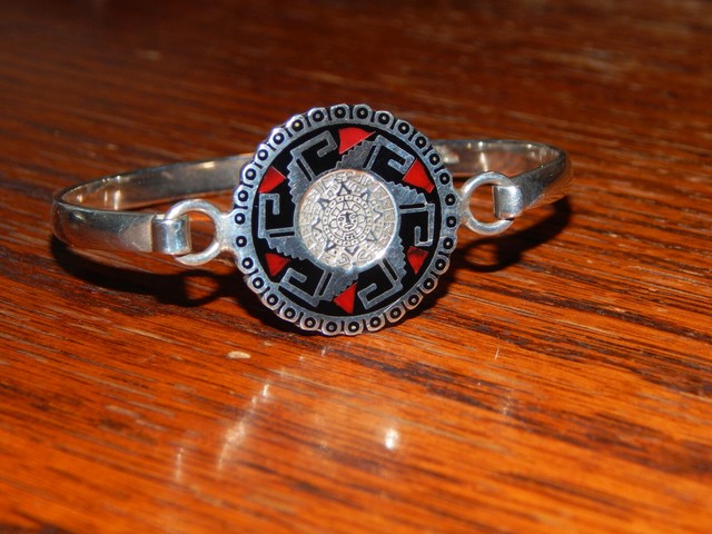 Mexico 925 Sterling Silver Mayan Aztec Sun Calendar Bangle