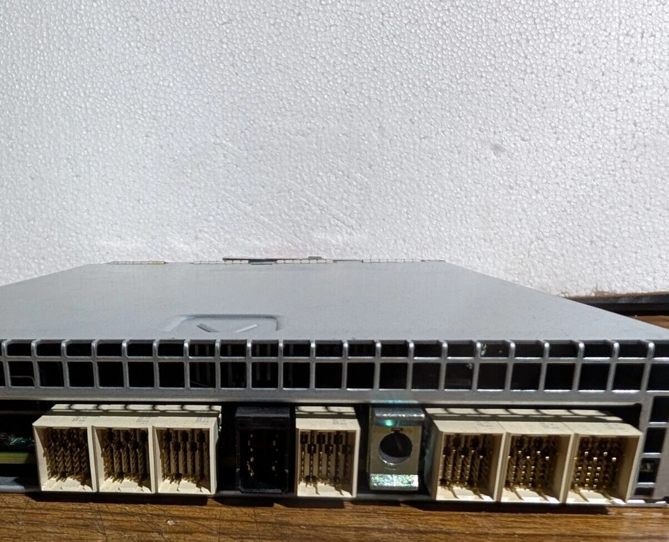 Dell CHWR1 EqualLogic 12 iSCSI 1g Controller Ps4100 HRT01 E09M/E09M001 #Y26 - Image 4 of 4