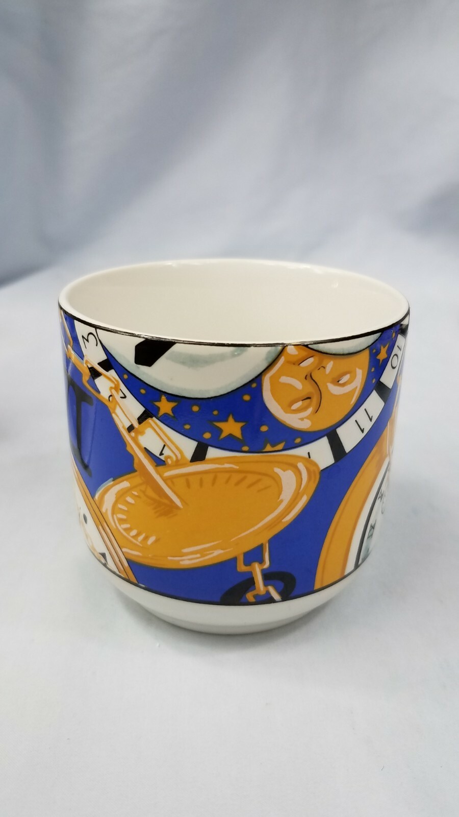 Vintage Vitromaster Time Piece 1993 Cup & Saucer - Set of 2 (4 pieces) Excellent