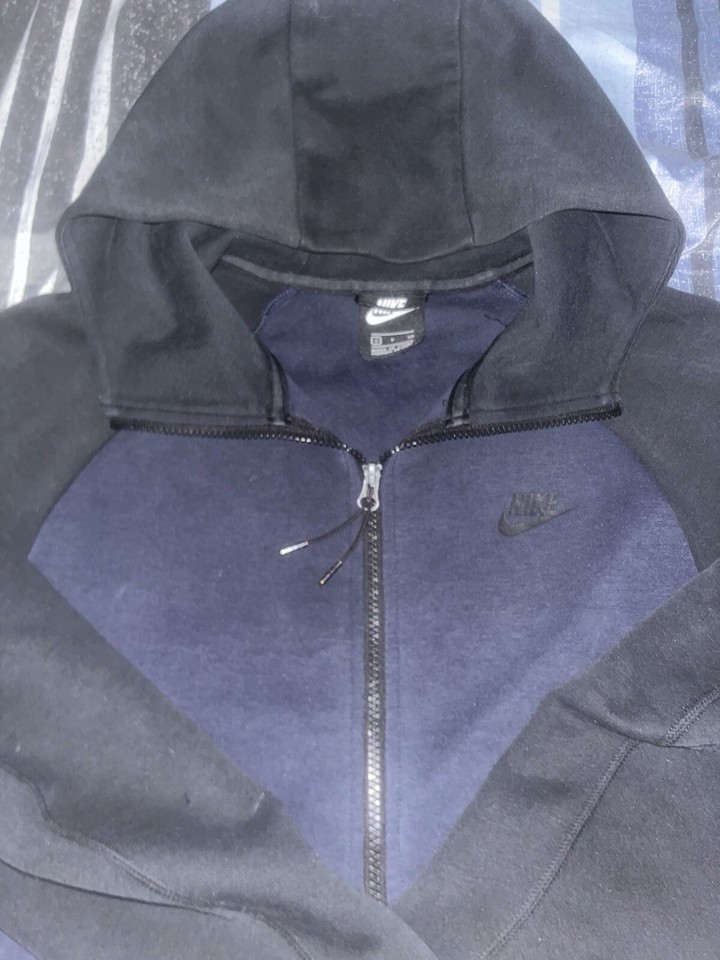 Nike old season tech fleece top Black and Navy Free next day delivery