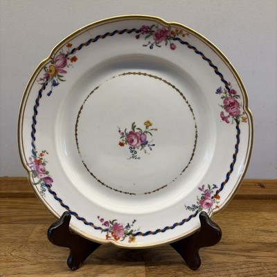 Antiker Niderviller Porzellan handbemalter französischer Teller floral aus dem 18. Jahrhundert. 9 1/2''