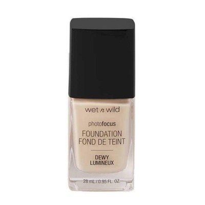 Wet n Wild - Photo Focus Foundation DEWY - Soft Ivory - Vegan