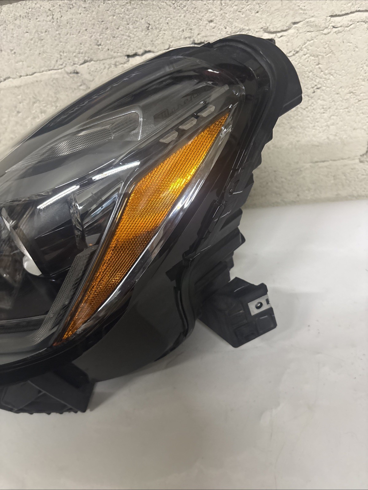 Maserati Grecale Folgore 2023-2026 Front Left Headlight