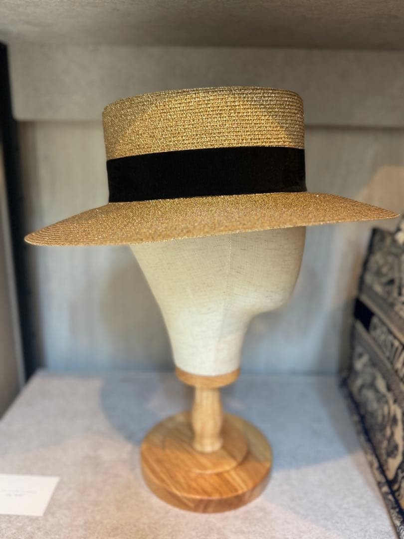 Gucci Straw Hat Black Ribbon Gold Bee Rare Size M No Box | eBay display picture 2