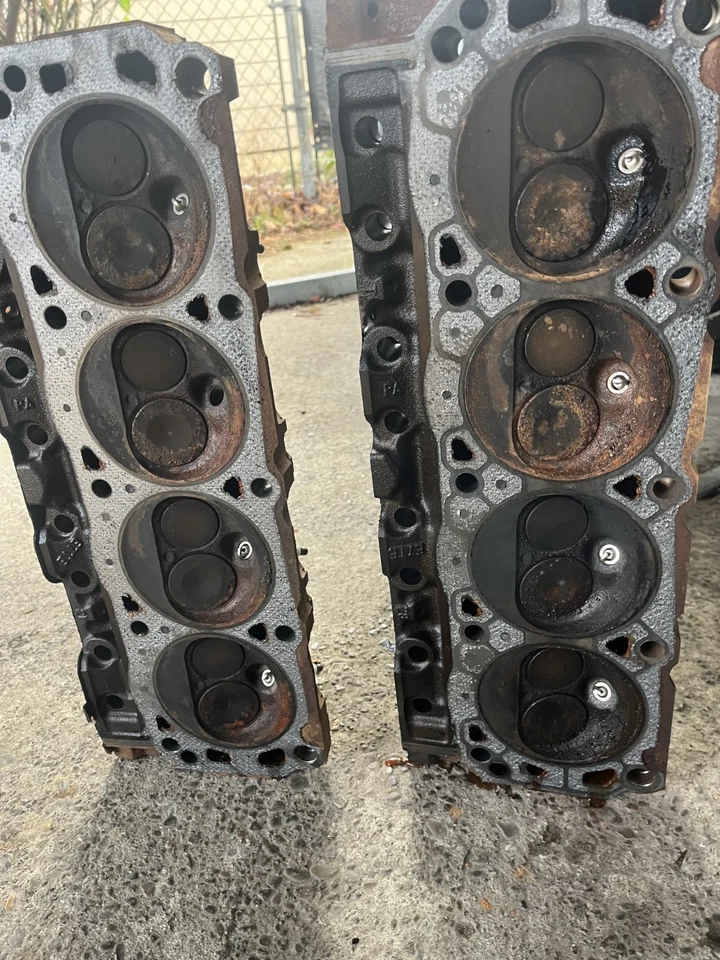 ÚNICO - 5.8L 351W FORD BRONCO CULATA 1986-1997 E7TE F-150 F-250 SBF Foto 4 de 4