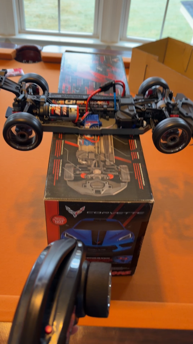 Mint Black TRAXXAS 4-TEC 3.0 Corvette Stingray 4X4 1:10 Scale RC