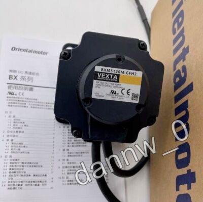 New In Box   BXM5120M-GFH2 Stepper Motor