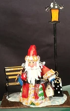 TIN METAL SANTA CLAUS - PARK BENCH & LIGHT POLE SCENE (UNBRANDED)