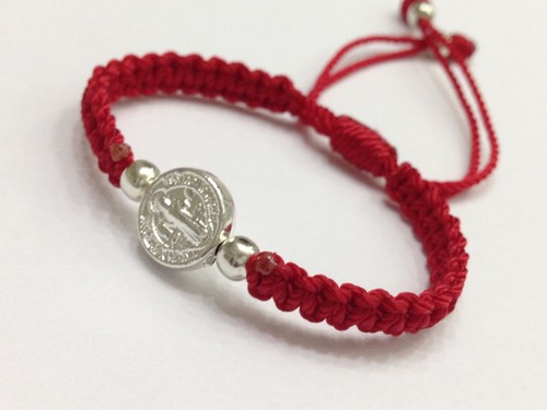 St. Benedict bracelet evil eye protects the hand-woven with red thread. macrame - Picture 8 of 14