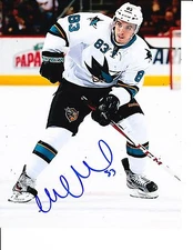 SAN JOSE SHARKS MATT NIETO SIGNED CATCHING PASS 8X10