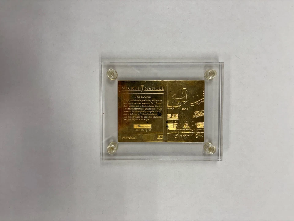 Карта Микки Мэнтла 1992 Pinnacle Highland как новая ограниченный выпуск золотая как новая 109/500 - Изображение 2 из 4