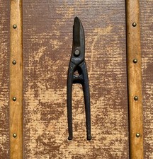 Pince de couvreur cisaille à tôles Peugeot frère ancienne acier fer outil retro