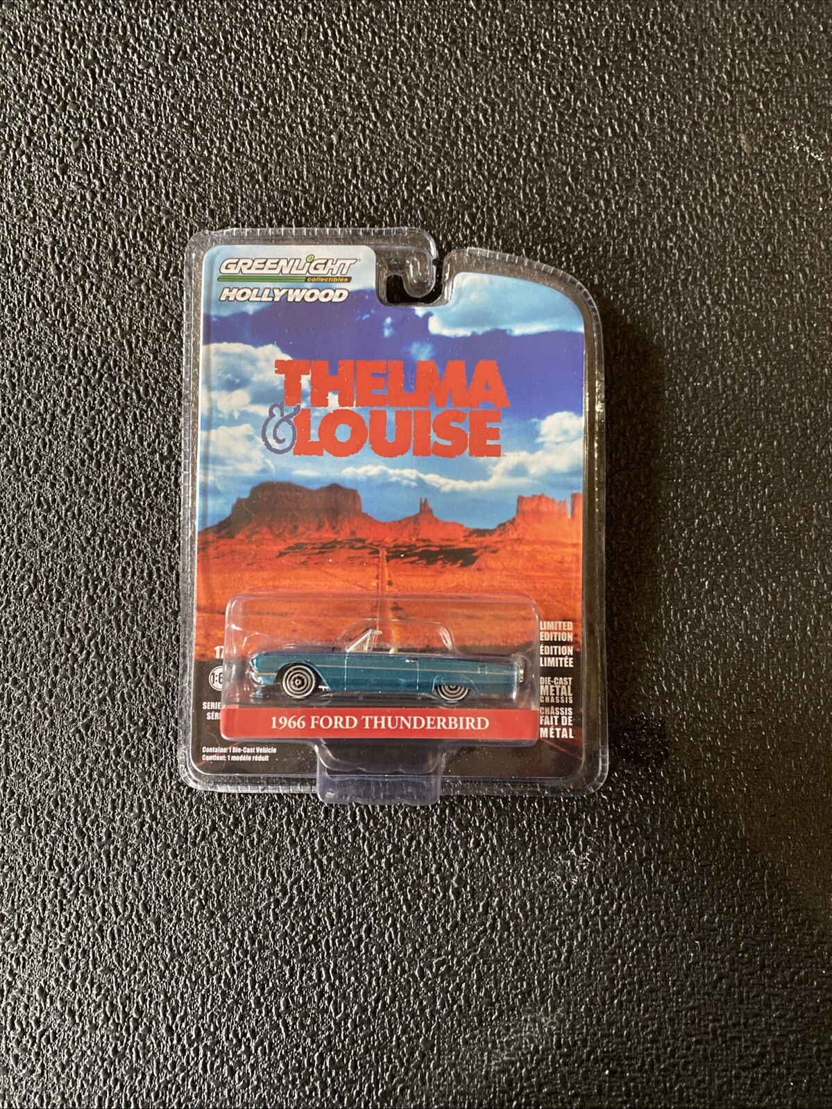 Greenlight Hollywood Series 34. “ Thelma & Louise” 1966 Ford Thunderbird