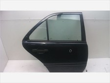 Porte arrière et accessoires Mercedes 200