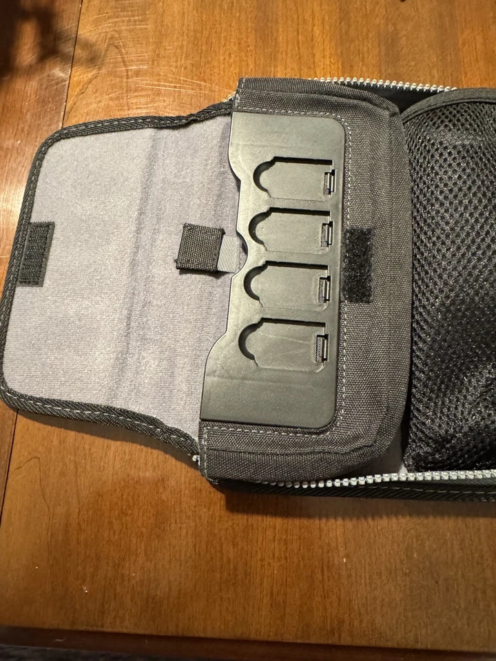 官方索尼 PS Vita PlayStation 游戏机手提箱原始设备制造商适合 24 个游戏外观!! — 第 2/4 张图片