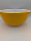 VINTAGE PYREX BOWL #403 2.5 QT