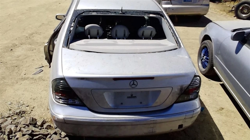 Conjunto de filtro de aire usado se adapta a: Mercedes-benz Mercedes clase c 203 2005 tipo SDN Foto 2 de 4