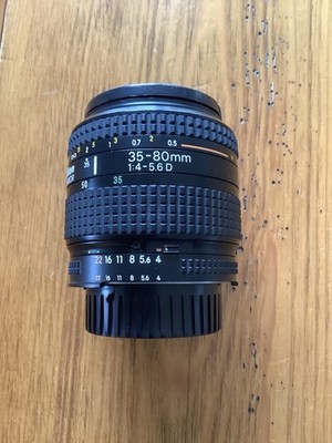 Nikon AF NIKKOR 35-80mm 1:4-5.6 D Zoomobjektiv Digital / Analog Gebraucht