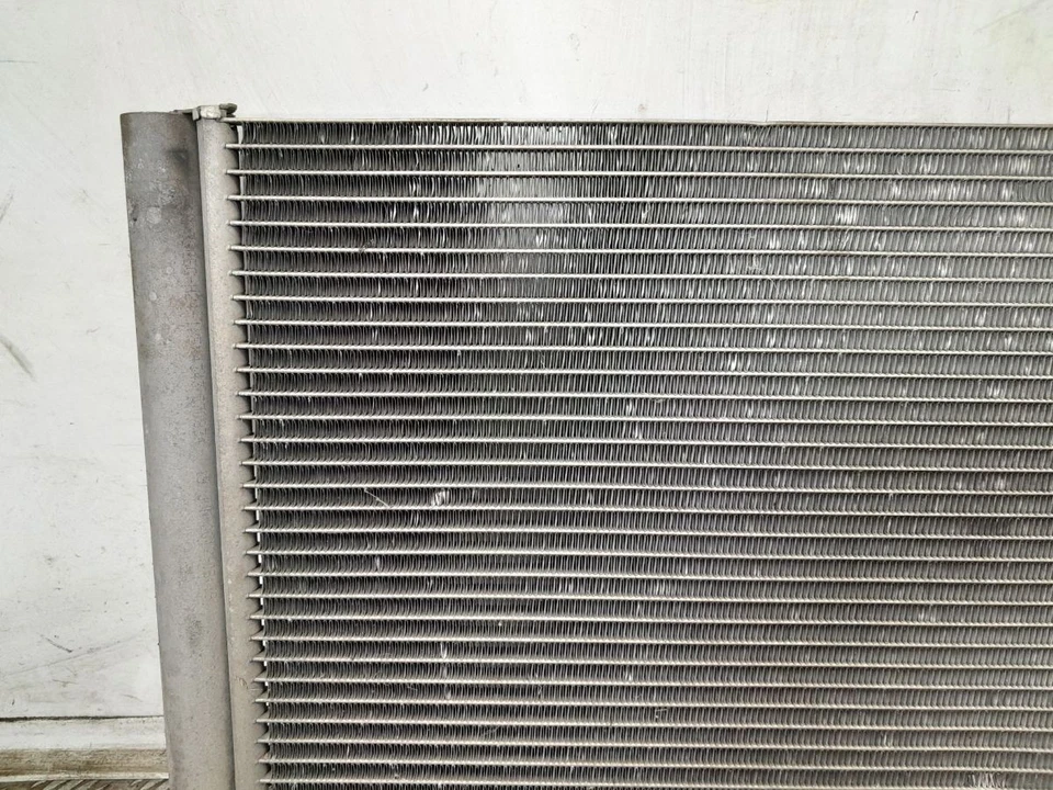 Range Rover Velar R-dyn L560 2018 Air Con Radiator GX7319710BC - Image 2 of 4