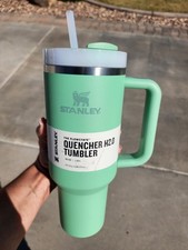 Stanley Quencher H2.0 FlowState 40oz Tumbler - NEW (Jade HTF color) 2023 release