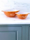 Set of 2 VTG PYREX Orange Autumn Harvest Wheat Cinderella Mixing Bowls 441/443