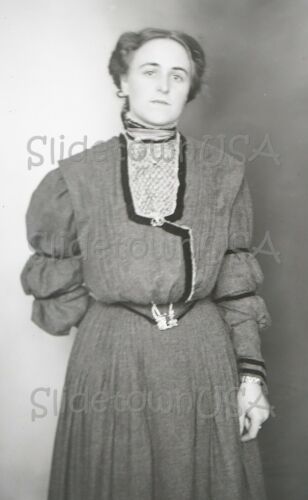 Antique Glass Plate Negative Woman Photo V00629 - Picture 1 of 3