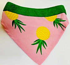 BNWOT DOG/PET PINK TRIANGLE PINEAPPLE PRINT BANDANA SCARF - SIZE SMALL