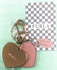 FURLA NEW VENUS LEATHER  METAL KEY RING Heart elegance crafted with quality