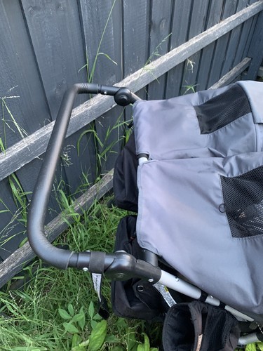 Mountain buggy duet-Double Stroller/Pram Great Condition Free Ship Australia - Picture 3 of 12