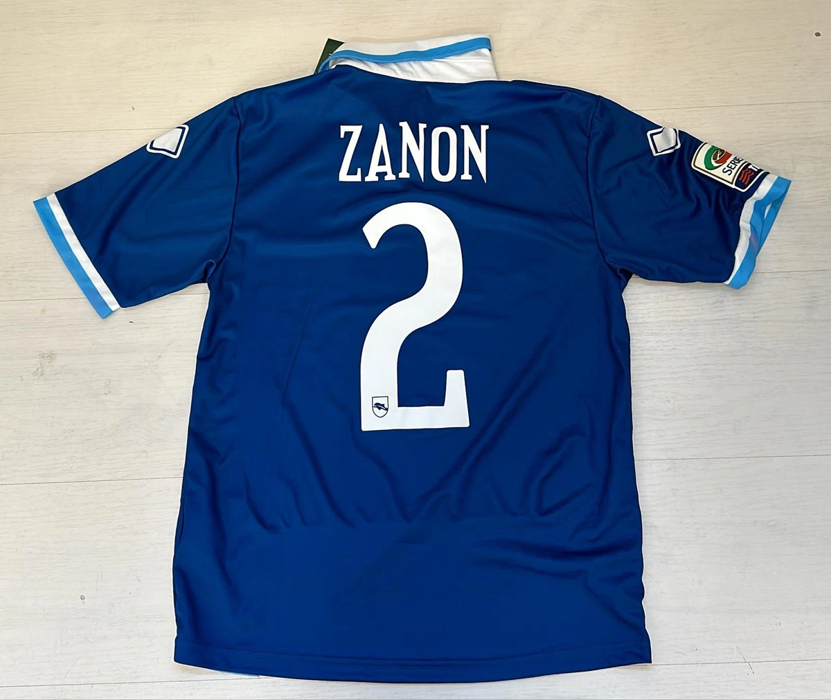 Delfino Pescara Calcio 1936 : ecco le maglie stagione 2022 - 2023 firmate Erreà
