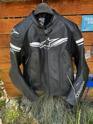 Alpinestars Stella GP-R Tech Air, Schwarz-Weiß Leder, it. Gr. 48 (dt. 42), NEU