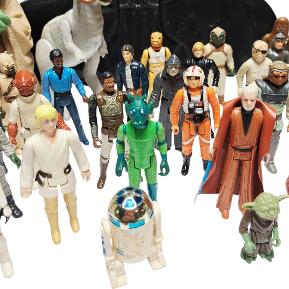 Vintage Star Wars 44 Figure Lot Collection ESB Darth Vader Figure Case 1977-84  - Image 3 of 4