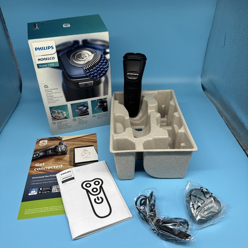 Philips Norelco 7200 Rechargeable Wet & Dry Electric Shaver S7887/82 Pop-Up Trim