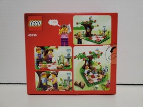 LEGO Seasonal: Romantic Valentine Picnic (40236) New in Sealed Box!