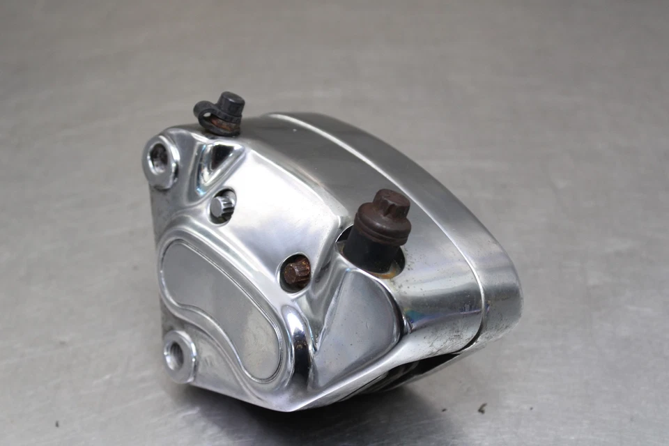 00-06 HARLEY SOFTAIL FAT BOY FLSTF EFI LEFT FRONT BRAKE CALIPER CHROME  Foto 3 de 4