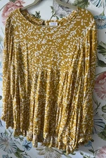 Time and Tru Women's Plus Tiered Abstract Floral Top Yellow White Size XL 16/18