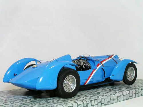 Minichamps 1/18 Delahaye Type 145 V-12 Grand Prix 1937 French Blue Diecast - Picture 2 of 3