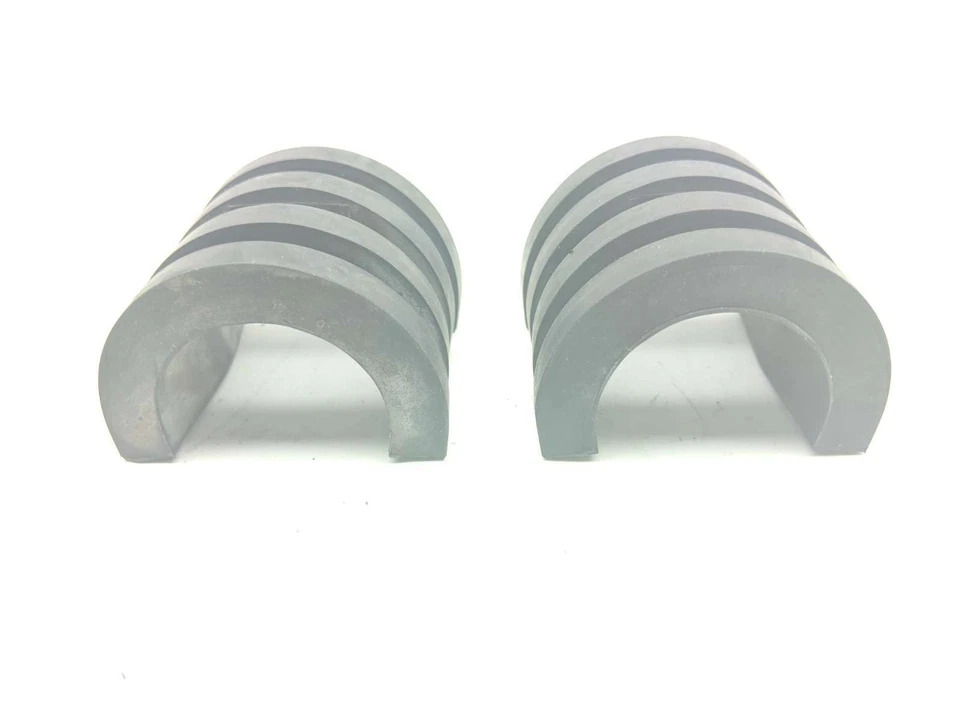 Amortiguadores de goma para tanque de combustible de gasolina Suzuki VZ800 02 44541-13L00 Foto 2 de 4