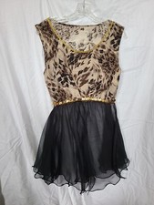 Liturgical Praise tunic Black and gold print adult small