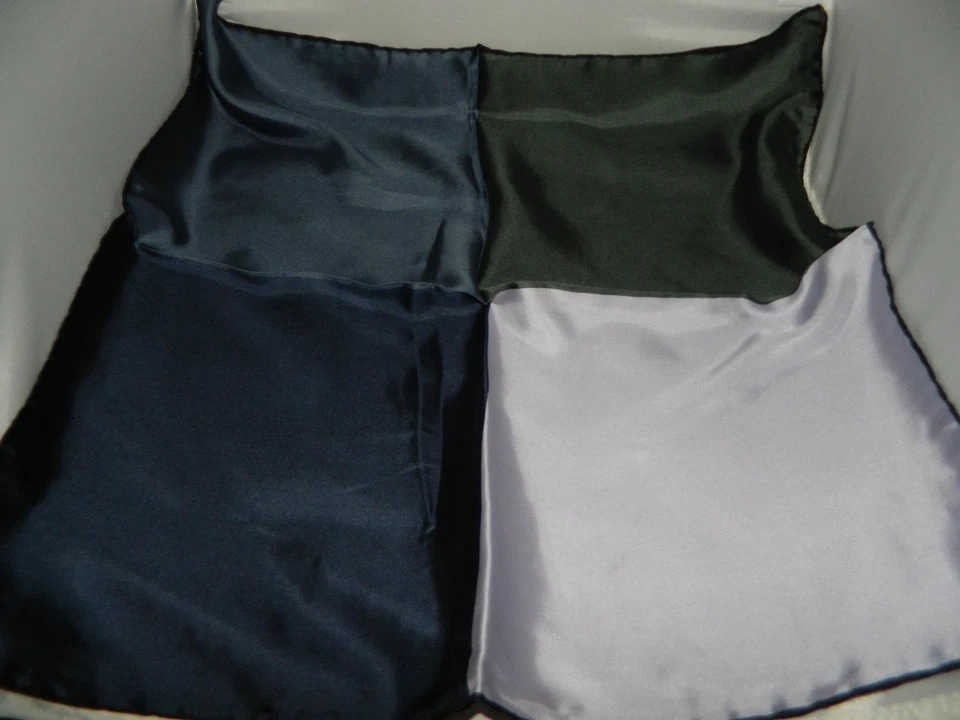 复古 100% 真丝灰色蓝色紫色几何手帕围巾 — 第 4/4 张图片