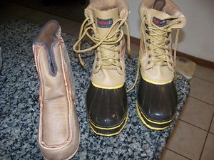mens snow boots size 12