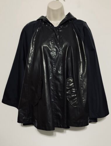 Simply Vera Vera Wang Black Rain jacket/poncho/ with Hood and Pockets Size S/M