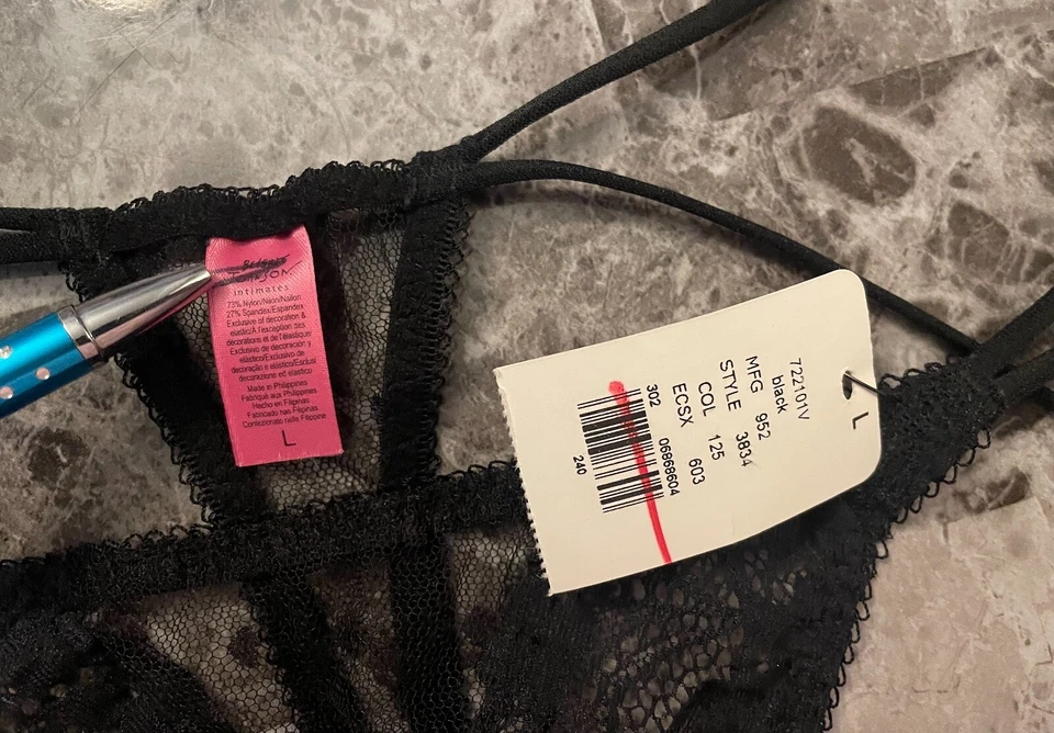 NUEVO CON ETIQUETAS BETSEY JOHNSON L NEGRO ENCAJE ROSA APLIQUES TIRAS VINTAGE RARO TANGA BRAGAS Foto 4 de 4