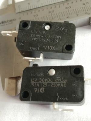 1PCS Defond DMU-1115-2 / DMU-1115 Micro Switch Normally Open 2 Pins with Lever e