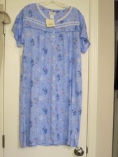 LATI FASHION Blue Floral Women Nightgown Short Sleeve NWT