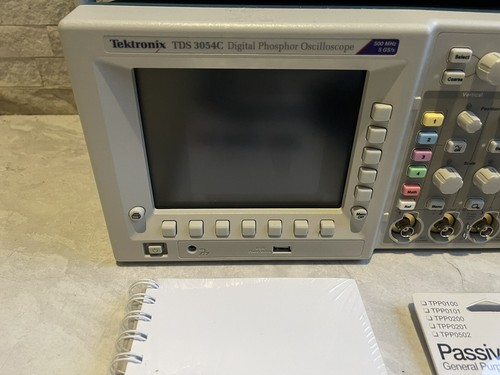 Tektronix TDS3054C 4 Channel Oscilloscope - Picture 15 of 20