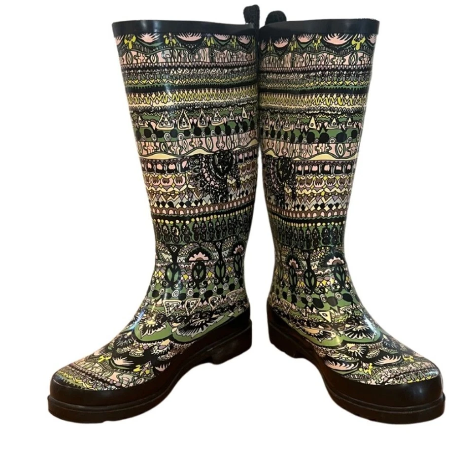 Botas de lluvia Sakroots para mujer talla 7 ritmo hasta la rodilla bohemias con estampado total Foto 3 de 4