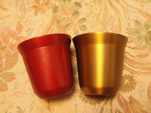 NESPRESSO PIXIE METAL SHOT CUP RED AND GOLD